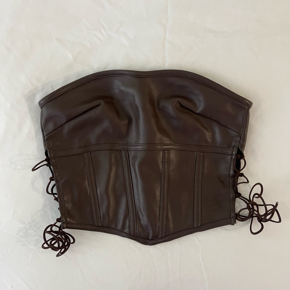 I.AM.GIA Vena Top